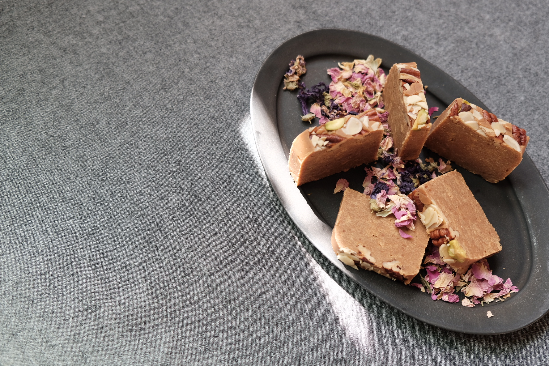 世界最大の香料メーカー・ジボダンジャパン株式会社にて、講師を務めさせて頂きました お菓子ブランド「SEKAI NO OYATSU / 世界